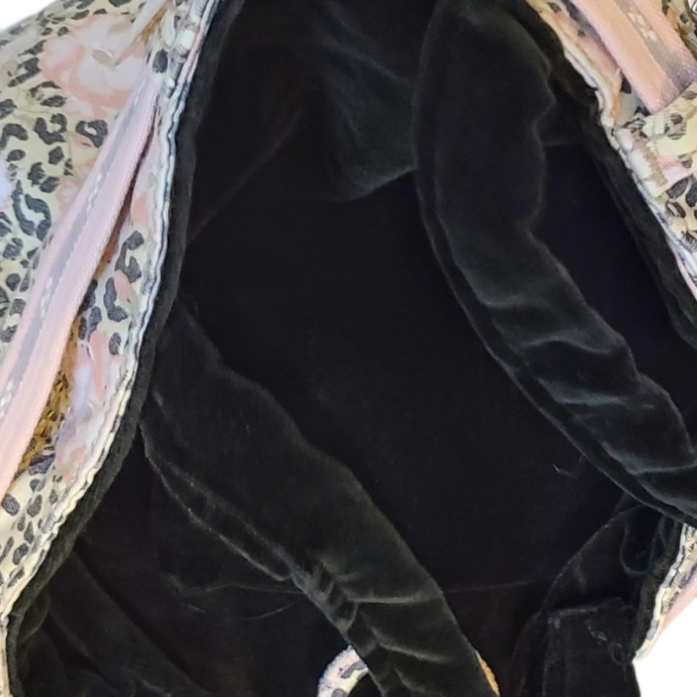 Miss Me Reversible Handbag - Picture 4 of 6